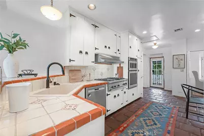 1321 W Valleyheart Drive, Burbank, CA 91506 - Photo 14