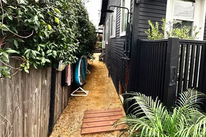 1206 N La Brea Avenue, Inglewood, CA 90302 - Photo 36