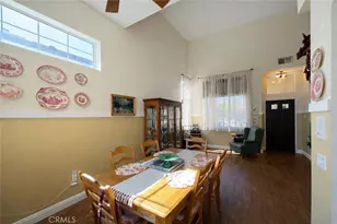 30420 Sequoia Ct, Castaic, CA 91384 - Photo 10