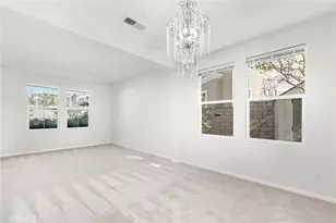 22046 Halsted St, Chatsworth, CA 91311 - Photo 6