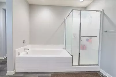 28604 Foothill, Saugus, CA 91350 - Photo 30