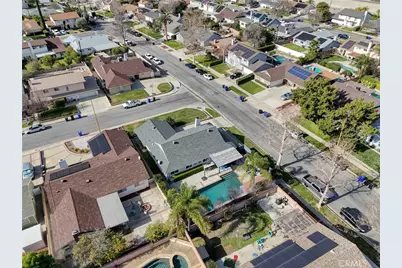 27834 Parkvale Drive, Saugus, CA 91350 - Photo 46