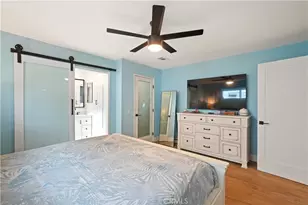 27834 Parkvale Dr, Saugus, CA 91350 - Photo 24