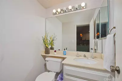5711 Owensmouth #107, Woodland Hills, CA 91367 - Photo 10
