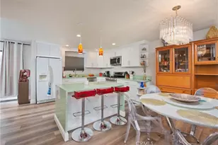 5711 Owensmouth, Woodland Hills, CA 91367 - Photo 8