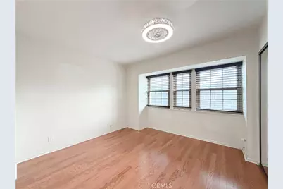 22131 Oxnard Street, Woodland Hills, CA 91367 - Photo 16