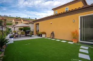 20525 Martingale, Saugus, CA 91350 - Photo 16