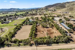 35728 Beauty Vista Ln, Agua Dulce, CA 91390 - Photo 4