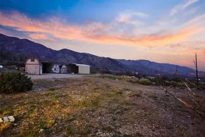 27811 Jubilee Run Rd, Juniper Hills, CA 93553 - Photo 22