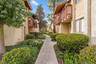 21551 Burbank, Woodland Hills, CA 91367 - Photo 40