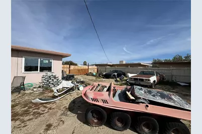 13841 Carson, Trona, CA 93562 - Photo 14