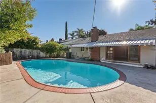 22727 Collins St, Woodland Hills, CA 91367 - Photo 24
