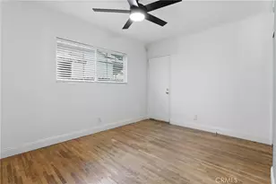 22727 Collins St, Woodland Hills, CA 91367 - Photo 18