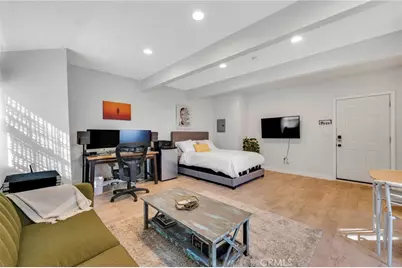 7037 Tunney Avenue, Reseda, CA 91335 - Photo 34