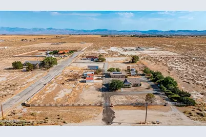 4636 E Avenue H, Lancaster, CA 93535 - Photo 4