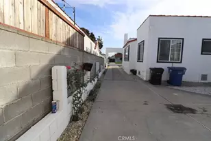 1917 W 74th, Los Angeles, CA 90047 - Photo 68