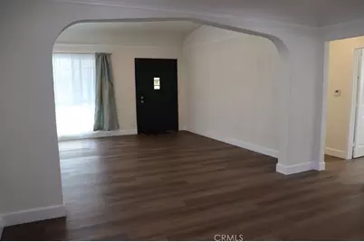 1917 W 74th, Los Angeles, CA 90047 - Photo 32