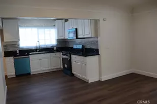 1917 W 74th, Los Angeles, CA 90047 - Photo 34