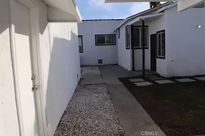 1917 W 74th, Los Angeles, CA 90047 - Photo 20