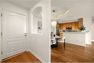 12060 Hoffman Street #103, Studio City, CA 91604 - Photo 4