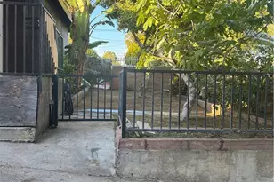 529 531 S Sydney, East Los Angeles, CA 90022 - Photo 2