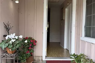 18800 Arminta, Reseda, CA 91335 - Photo 2