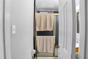 13513 Sayre, Sylmar, CA 91342 - Photo 14