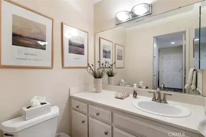 12380 Chandler #D, Valley Village, CA 91607 - Photo 14