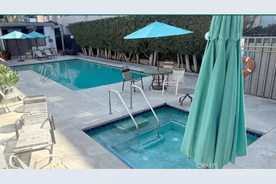 12380 Chandler, Valley Village, CA 91607 - Photo 32