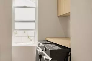 13916 La Maida St, Sherman Oaks, CA 91423 - Photo 22