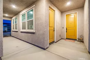 8812 W Dale Dr, Lancaster, CA 93536 - Photo 6