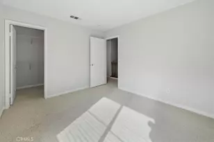 19345 Laroda Ln, Saugus, CA 91350 - Photo 28