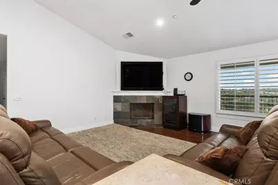 2389 Primrose, Vista, CA 92083 - Photo 6