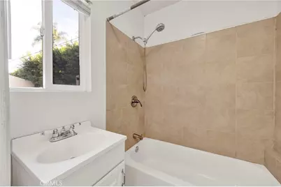 6912 Cedros Avenue, Van Nuys, CA 91405 - Photo 10