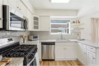 10240 Zelzah Avenue #3, Northridge, CA 91325 - Photo 10