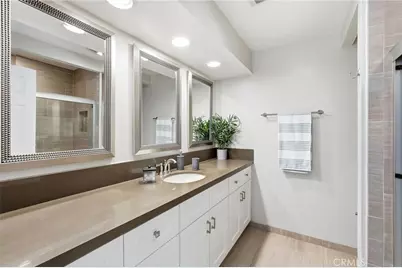 10240 Zelzah Avenue #3, Northridge, CA 91325 - Photo 28