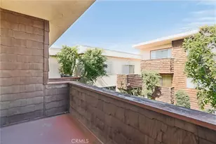5400 Newcastle Ave, Encino, CA 91316 - Photo 14