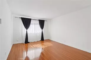 5400 Newcastle Ave, Encino, CA 91316 - Photo 10