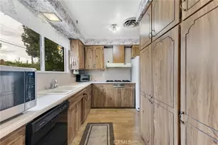 15235 Lassen St, Mission Hills (San Fernando), CA 91345 - Photo 14