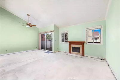 9952 Sepulveda #5, Mission Hills (San Fernando), CA 91345 - Photo 6