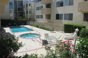 14141 Dickens, Sherman Oaks, CA 91423 - Photo 2