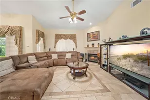 241 W Quail Dr, Palmdale, CA 93551 - Photo 6