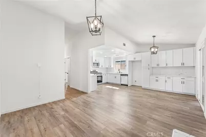 37901 Rosemarie Street, Palmdale, CA 93550 - Photo 6