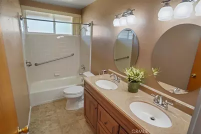 8347 Delco Avenue, Winnetka, CA 91306 - Photo 8