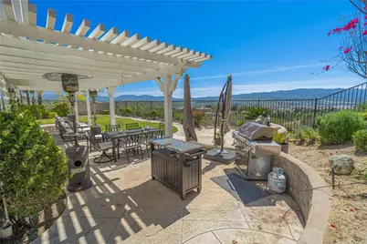 28076 Bridlewood, Castaic, CA 91384 - Photo 38