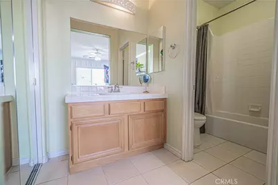 28076 Bridlewood, Castaic, CA 91384 - Photo 36