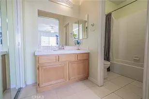 28076 Bridlewood, Castaic, CA 91384 - Photo 38