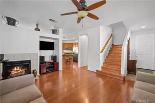 29458 Shannon Ct, Canyon Country, CA 91387 - Photo 2