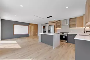 18240 Hartland St, Reseda, CA 91335 - Photo 8