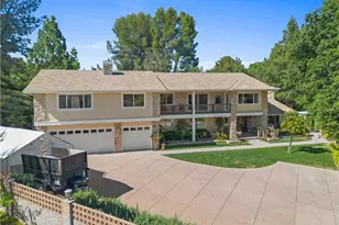 27323 Eaglehelm Dr, Canyon Country, CA 91387 - Photo 2